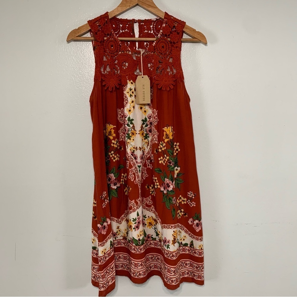 Blu Pepper Boho Rust Floral Crochet Mini Dress Size M NEW - Picture 2 of 9